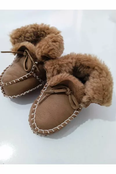 طبيعي جلد الخروف الطفل الجوارب باندوف أحذية الطفل