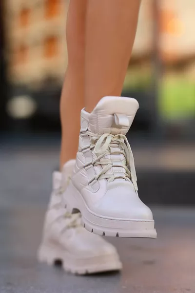 المظلة مفصلة الشتاء أحذية الثلج المرأة كريم عارية سوداء