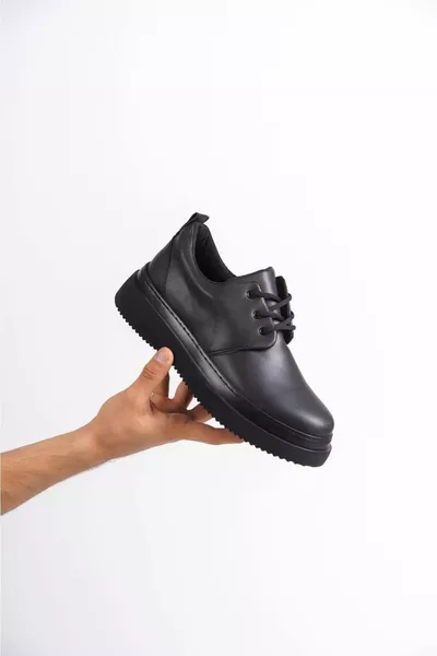 Peau noire Semelle noire à lacets Casual Chaussures pour hommes