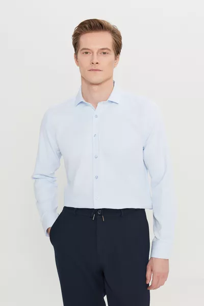 Мужская синяя рубашка с облегающим кроем, легко гладится, с узким итальянским воротником и текстурной тканью