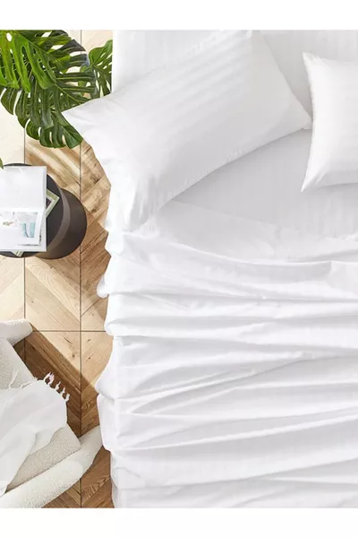 طقم ملاءات ساتان مخطط أبيض من القطن مع شريط مطاطي + غطاء وسادة