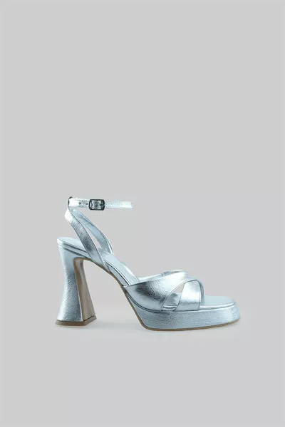 كعب منصة سميكة كعب فضي معدني