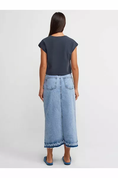  Long Denim Skirt with Slit in the Front-Blue