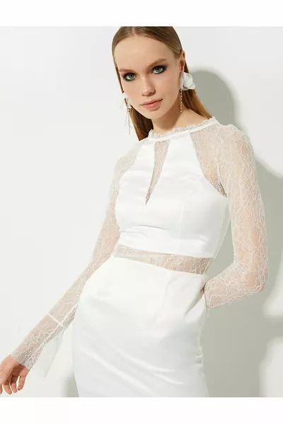 Lace Detailed Satin Mini Bridal Dress