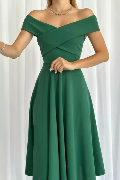 قارب الرقبة ميدي طول كريب اللباس الأخضر