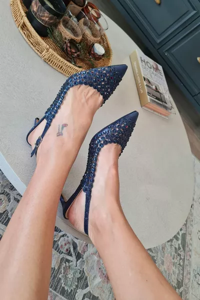    حجر نسائي بكعب 6 سم حذاء سهرة بكعب رفيع