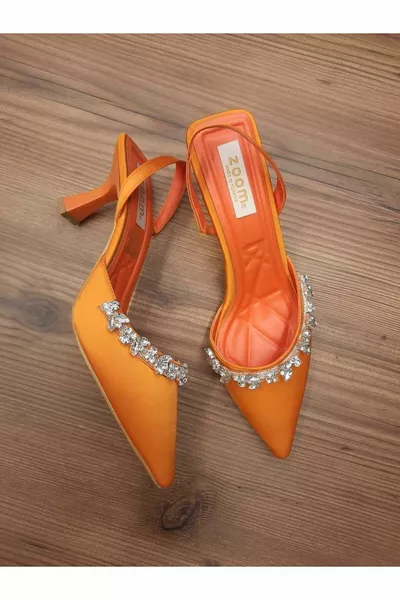 Maria KRISTALL STEIN DETAILLIERT