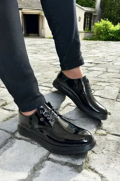 Veterschoenen, lakleer, zwarte herenschoenen - stijlvol en comfortabel casual klassiek model,,,,,,,,