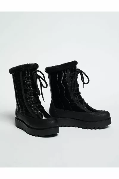 أحذية الثلج النسائية المقاومة للماء