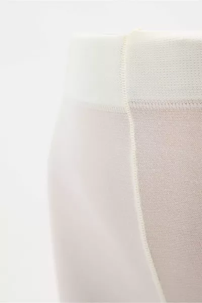 Mädchenstrumpfhose aus Musselin in Ecru