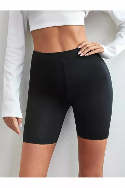 شورت بورفي موديل خصر عالي بحزام سيليكون لا يترك آثاراً ولا يظهر من الداخل مقطوع بالليزر باللون الأسود