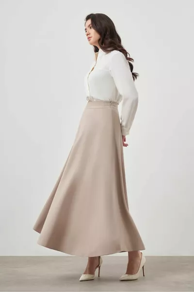 تنورة Bsc واسعة باللون البيج