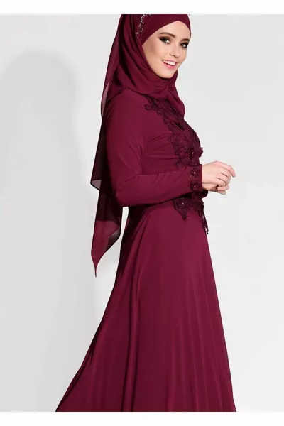 Women's Burgundy Lace Detailed Evening Dress 
