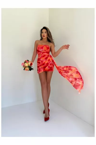 Жените оранжеви шарени драпирани, висулка плат подробно, без презрамки, мини вечерна рокля & дипломирането рокля