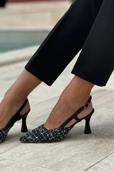 Harriet Черен шарен плат на среден ток (6 см) Класически токчета