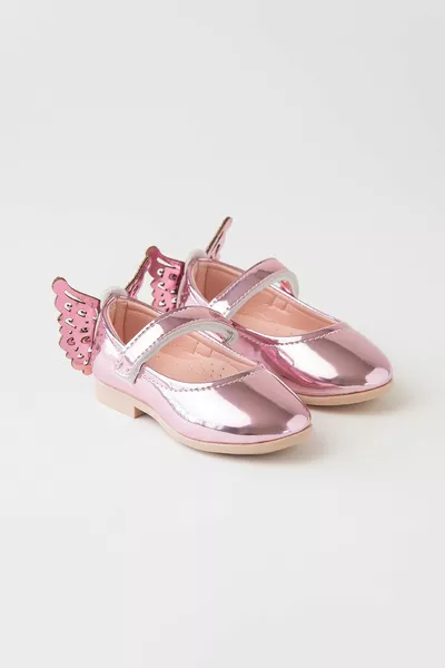 حذاء جلدي بابيلون مع حزام خلفي فراشة للبنات (وردي)