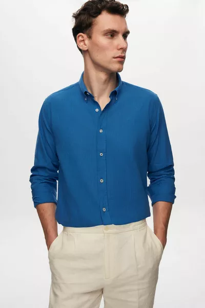 Slim Fit Saks Mavi Düğmeli Yaka % Pamuk Yazlık Flamlı Keten Görünümlü Gömlek