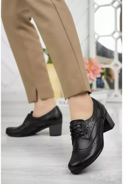 جلد طبيعي نسائي كاجوال كعب 