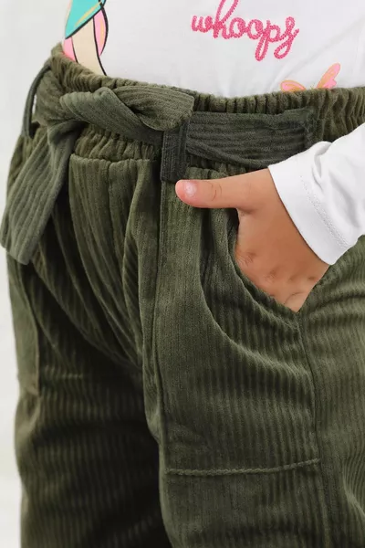 Pantaloni da bambina colore kaki