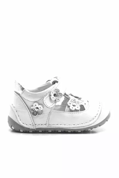 جلد طبيعي أبيض فضي فيلكرو الصيف الخطوة الأولى أحذية