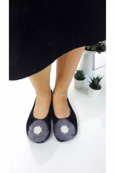 MAISON DE VELOURS ORNÉE, HAJJ, BALLERINES DE LA OMRA, CADEAUX, BALLERINES QUOTIDIENNES, BALLERINES À PLUMES, PANDUF, BOTTILLONS, MONTRER KITTY