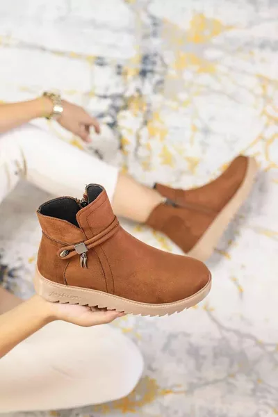 DM  أحذية بسحاب من جلد الغزال