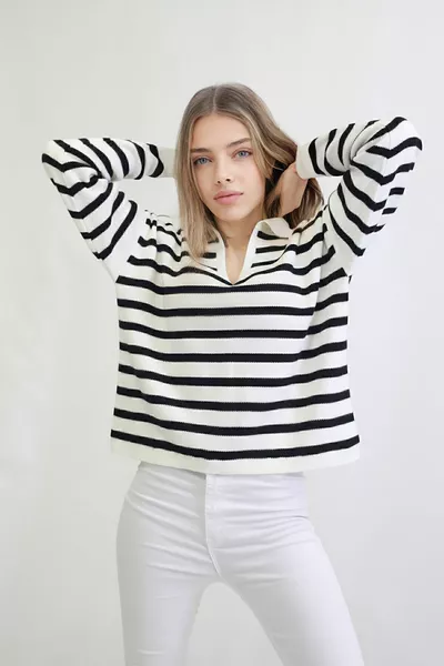 Gestreifter Pullover mit Hemdkragen für Damen