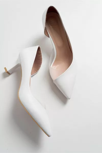  Scarpe da donna con tacchi in pelle bianca