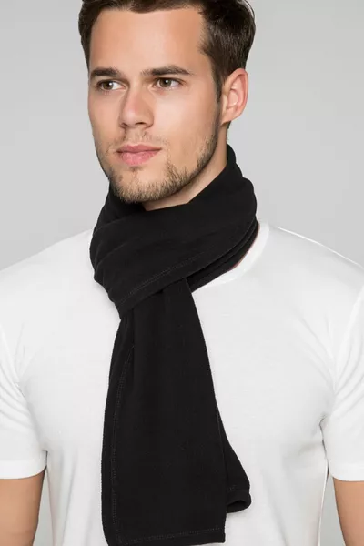 Флисовый шарф черный