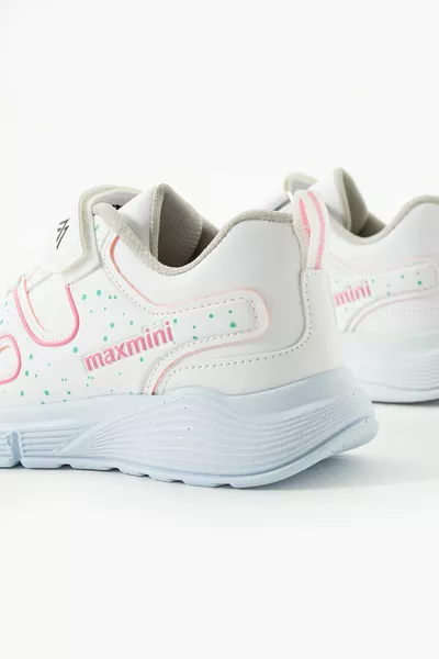 أطفال حذاء رياضي مرن وحيد أحذية المشي عارضة عارضة