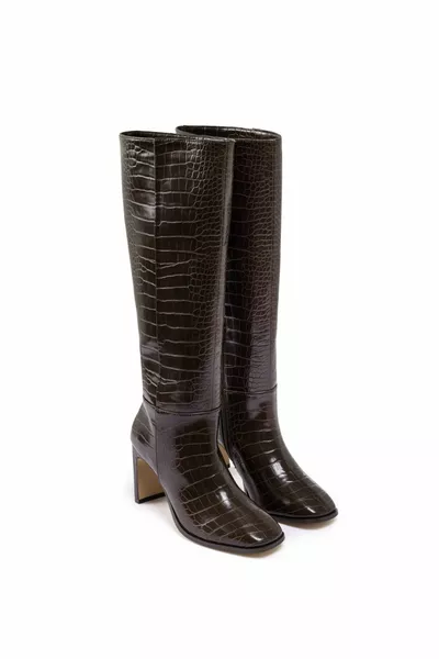 Ботуши с вид на кожа