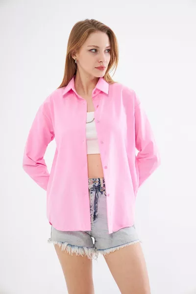 Chemise longue basique oversize de couleur poudrée pour femme
