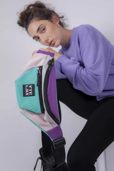 حقيبة كتف وخصر ملونة للجنسين