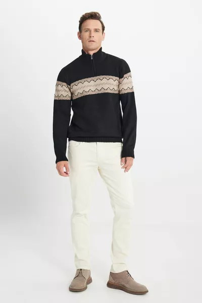 Zwart-beige voor heren Standard Fit Normale snit Stand-up Bato-kraag Wol Zachte gebreide trui met textuur