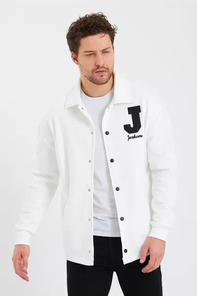 جاكيت الكلية النموذجي J