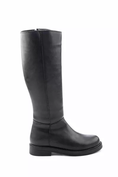 أحذية نسائية سوداء 