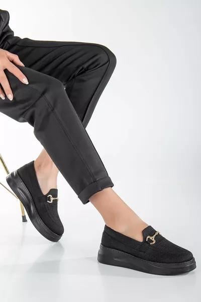 Orthopedische gebreide schoenen met hoge zool en metalen gesp