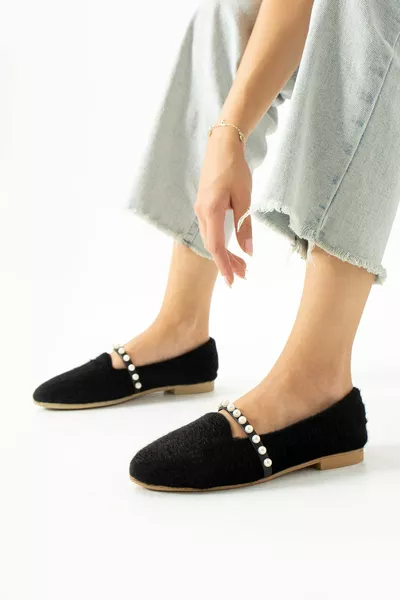 المرأة اللؤلؤة السوداء مفصلة التايلاندية ريشة أنيقة عارضة الباليه الشقق