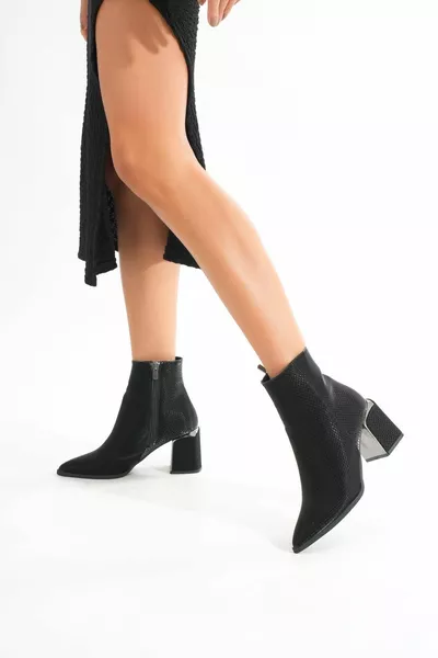  Черные женские повседневные сапоги на молнии на каблуке