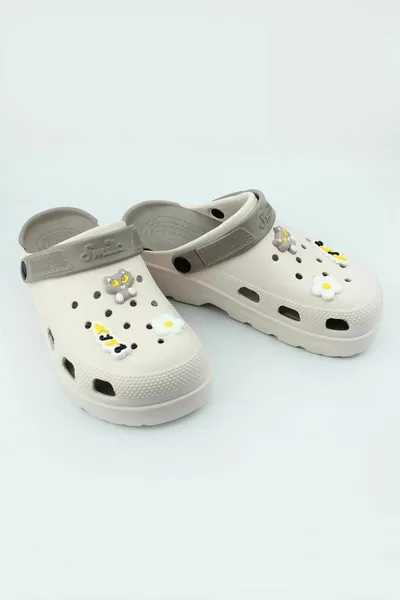 مستشفى الابتسامة شباشب ممرضة شباشب طبيب شبشب شبشب كوك مختبر شباشب المسبح البحري