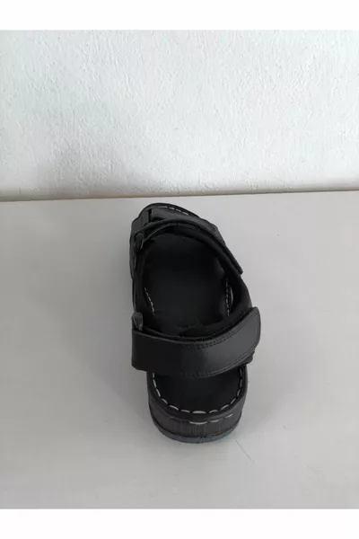 صنادل جلد طبيعي للجنسين