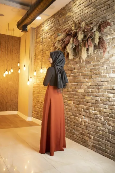 Robe de soirée hijab à carreaux à motifs floraux