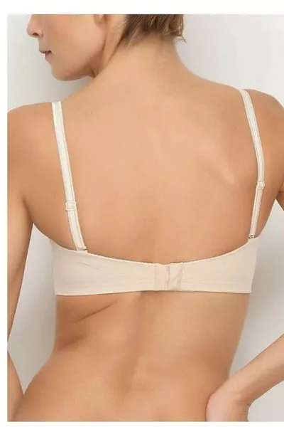 Дамски сутиен с твърда чашка и подплънки 