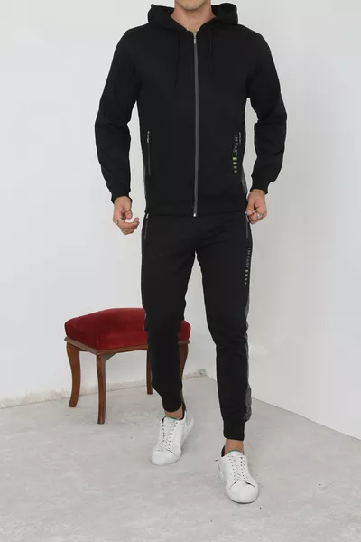 طقم رياضي رجالي بسروال أسود مطاطي وسحّاب