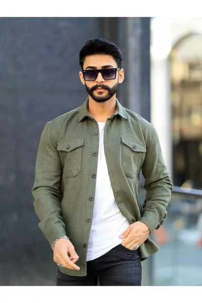 قميص الحطاب بجيوب مزدوجة وغطاء أزرار بلون الكاكي