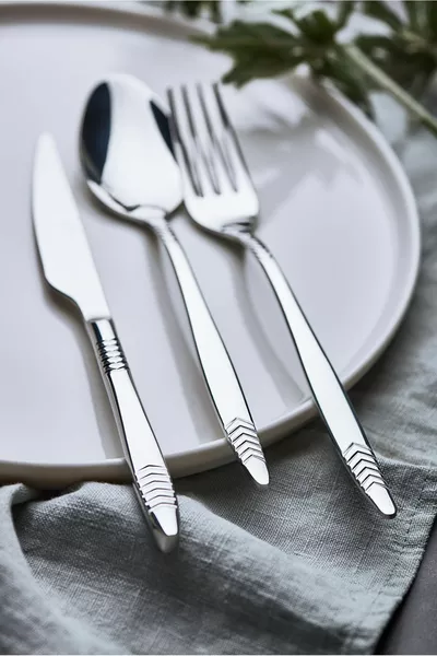 Комплект от  части вилици, лъжици и ножове Hera /