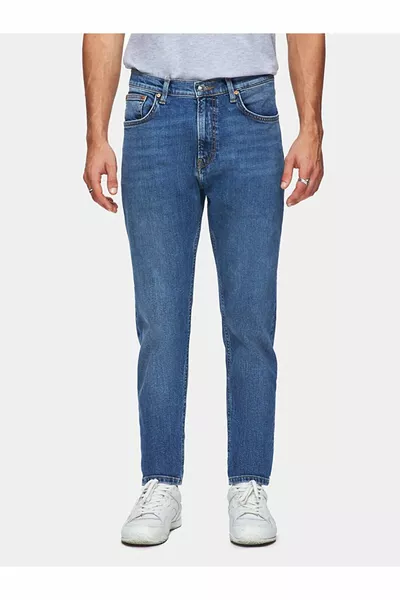 بنطلون جينز سمارتي بقصة واسعة عند الكاحل وخصر متوسط