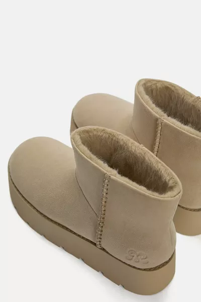 منصة أحذية الكاحل فو الفراء