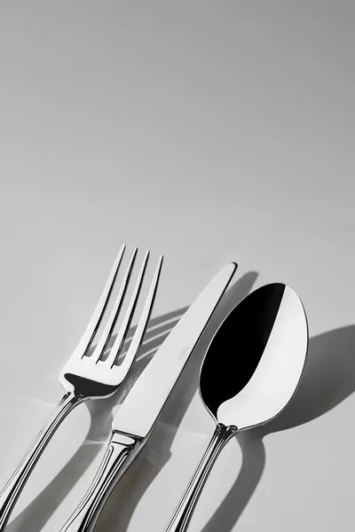 Set di posate Lalezar Sade in confezione singola con forchetta, cucchiaio e coltello