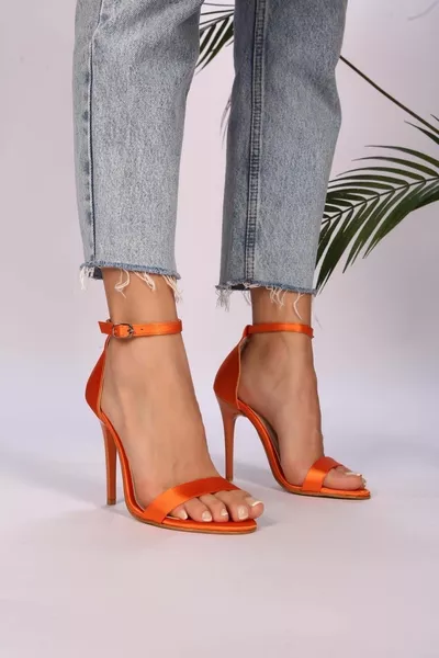 سليفا برتقالي ساتان كعب واحد للسيدات